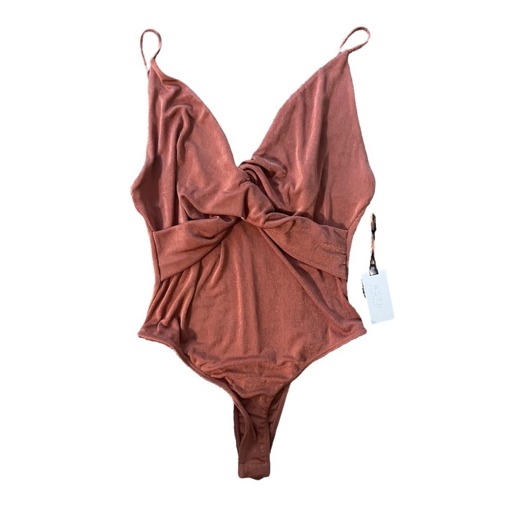 ASTR The Label Size XL Crossover Bodysuit Slinky Rust Color NEW Adjustable Twist